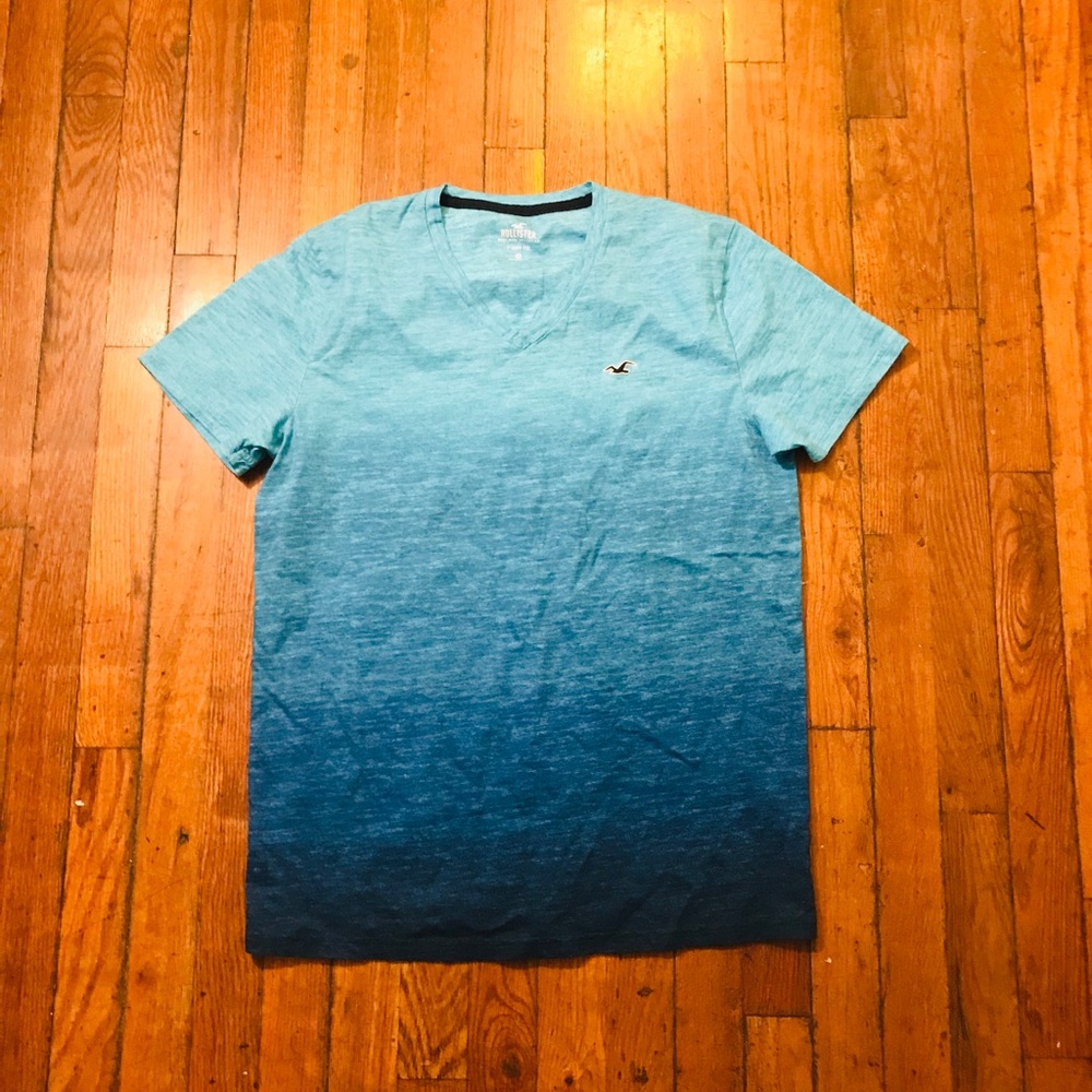 Nice blue hollister shirt!